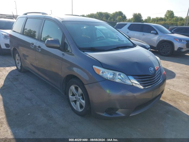 toyota sienna 2017 5tdkz3dc0hs815375