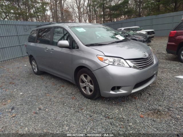 toyota sienna 2017 5tdkz3dc0hs823685