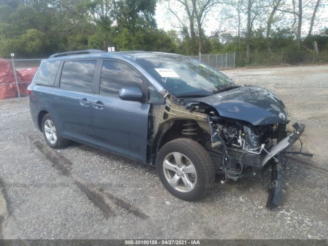 toyota sienna 2017 5tdkz3dc0hs892859