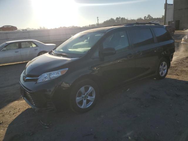 toyota sienna le 2018 5tdkz3dc0js943721