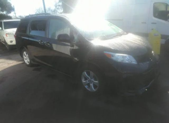 toyota sienna 2018 5tdkz3dc0js943797