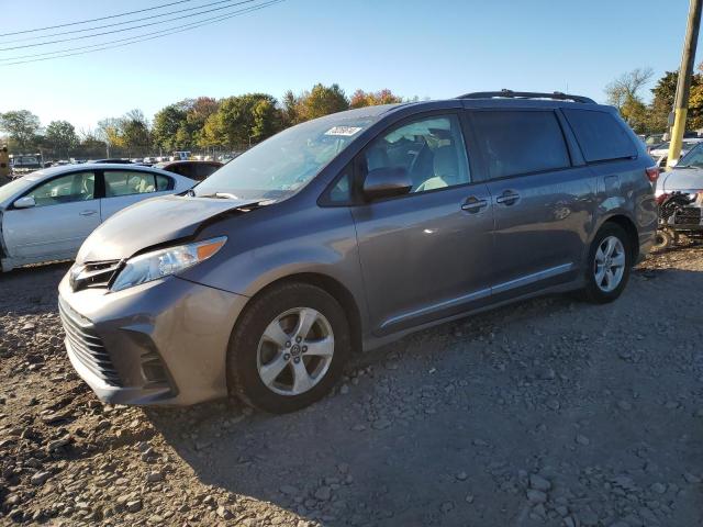 toyota sienna le 2019 5tdkz3dc1ks003557