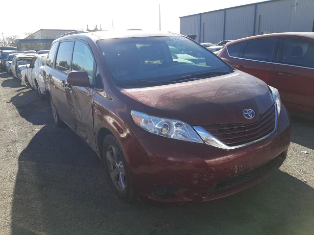 toyota sienna le 2017 5tdkz3dc2hs832324