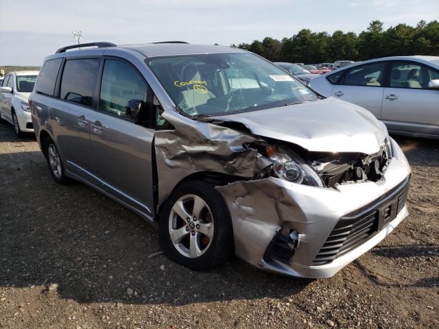 toyota sienna le 2018 5tdkz3dc2js932901