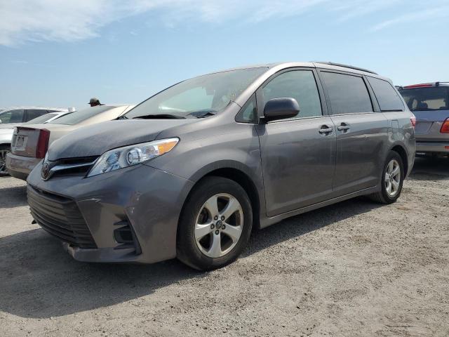 toyota sienna le 2018 5tdkz3dc2js943106