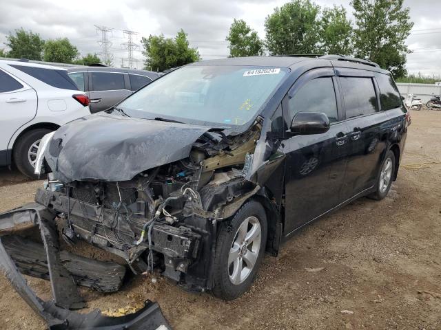 toyota sienna le 2018 5tdkz3dc3js923205