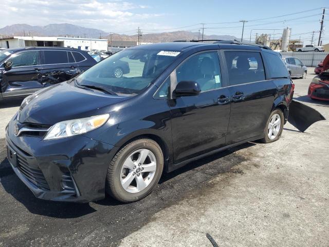 toyota sienna le 2018 5tdkz3dc3js933667