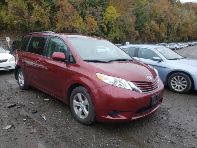 toyota sienna 2017 5tdkz3dc4hs771851