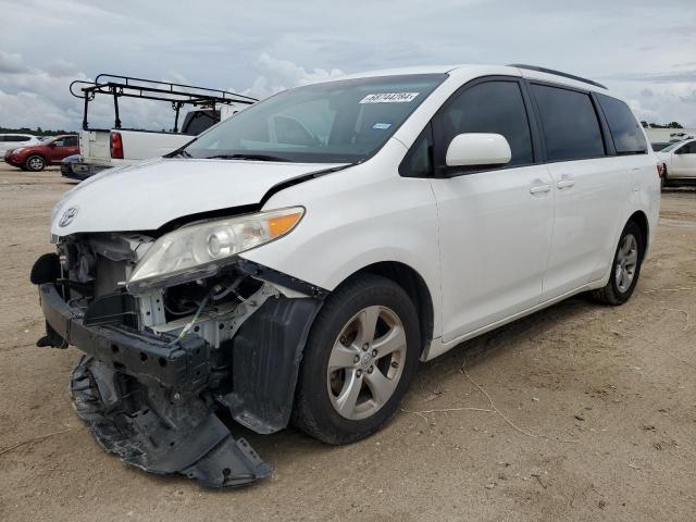 toyota sienna le 2017 5tdkz3dc5hs848629