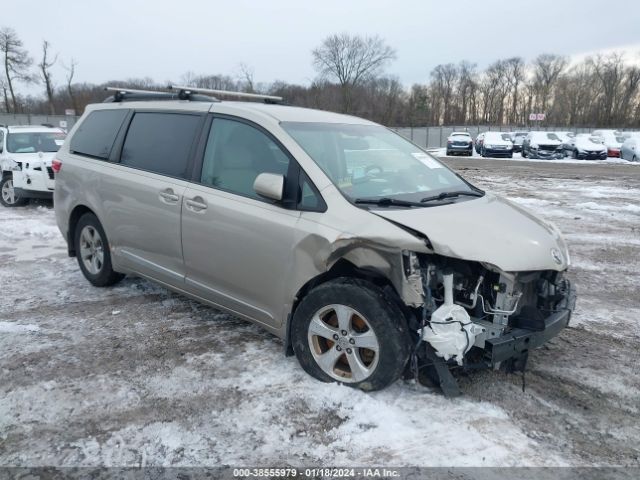 toyota sienna 2017 5tdkz3dc6hs795021