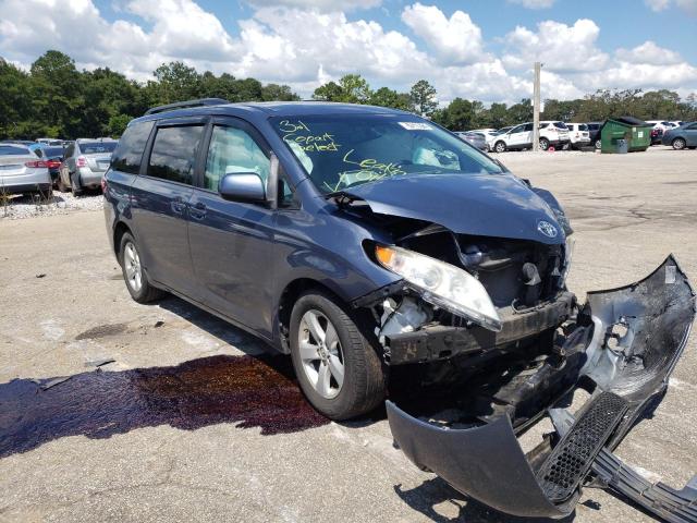 toyota sienna le 2017 5tdkz3dc6hs839535