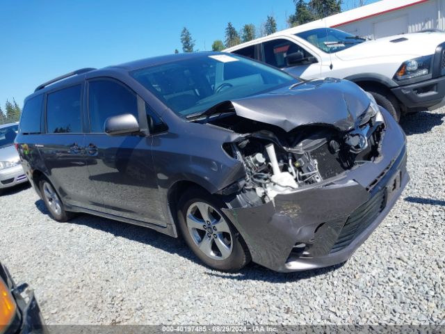 toyota sienna 2018 5tdkz3dc6js946140