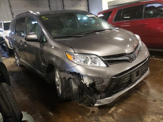 toyota sienna le 2018 5tdkz3dc6js946655