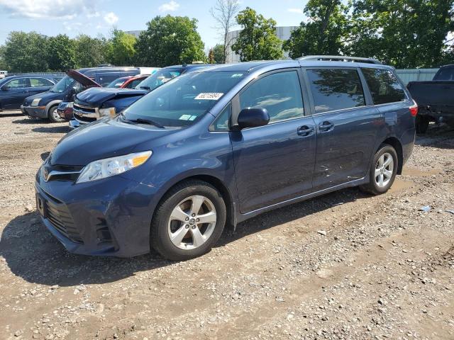 toyota sienna le 2019 5tdkz3dc6ks005742