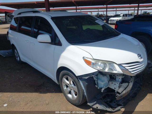 toyota sienna 2017 5tdkz3dc7hs788627