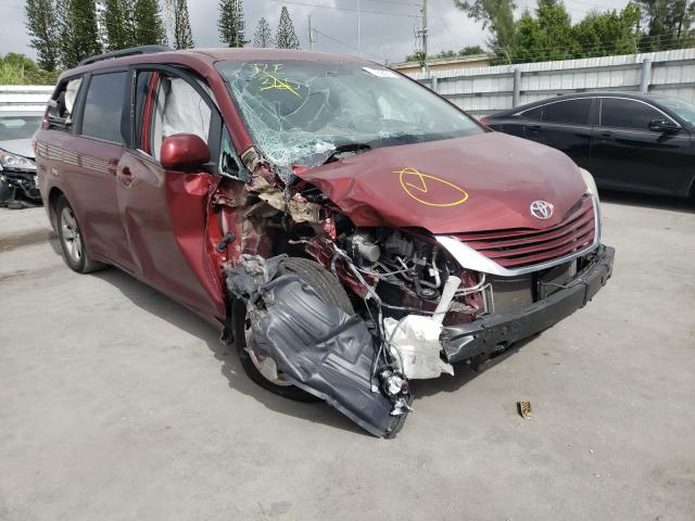 toyota sienna le 2017 5tdkz3dc7hs802896