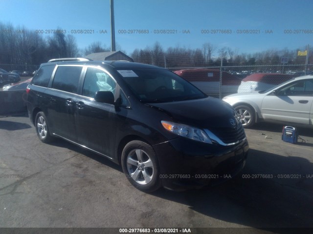 toyota sienna 2017 5tdkz3dc7hs824929