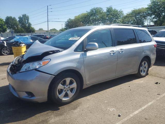 toyota sienna le 2017 5tdkz3dc7hs834490