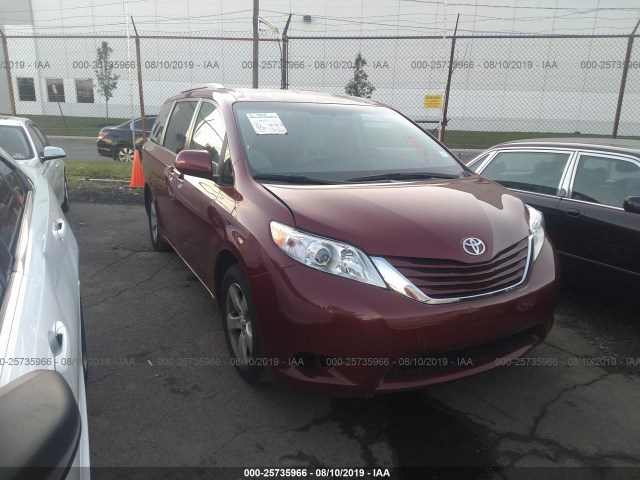 toyota sienna 2017 5tdkz3dc7hs868042