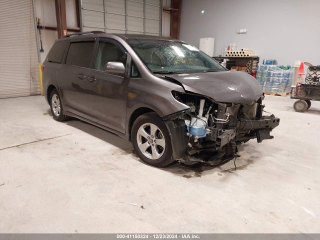 toyota sienna 2019 5tdkz3dc7ks001733