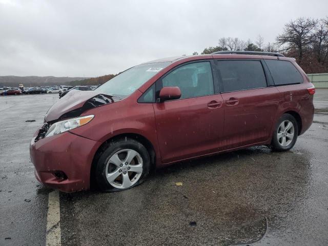 toyota sienna le 2017 5tdkz3dc8hs803040