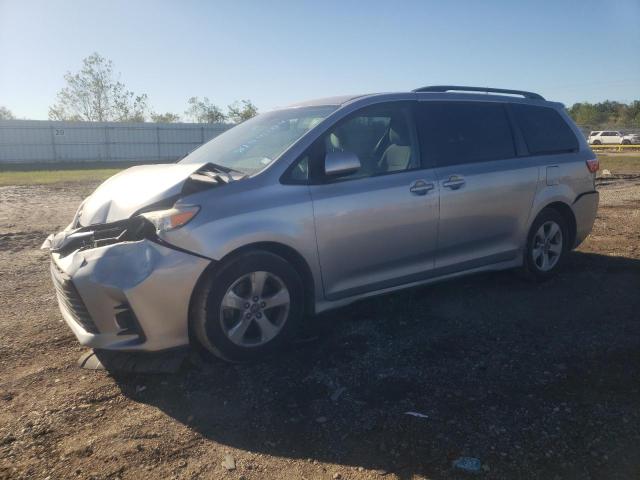 toyota sienna le 2018 5tdkz3dc8js927766