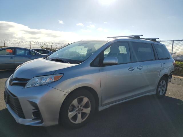 toyota sienna le 2019 5tdkz3dc8ks983174