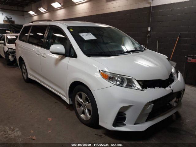 toyota sienna 2018 5tdkz3dc9js901029