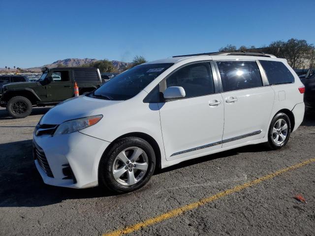 toyota sienna le 2018 5tdkz3dc9js902181