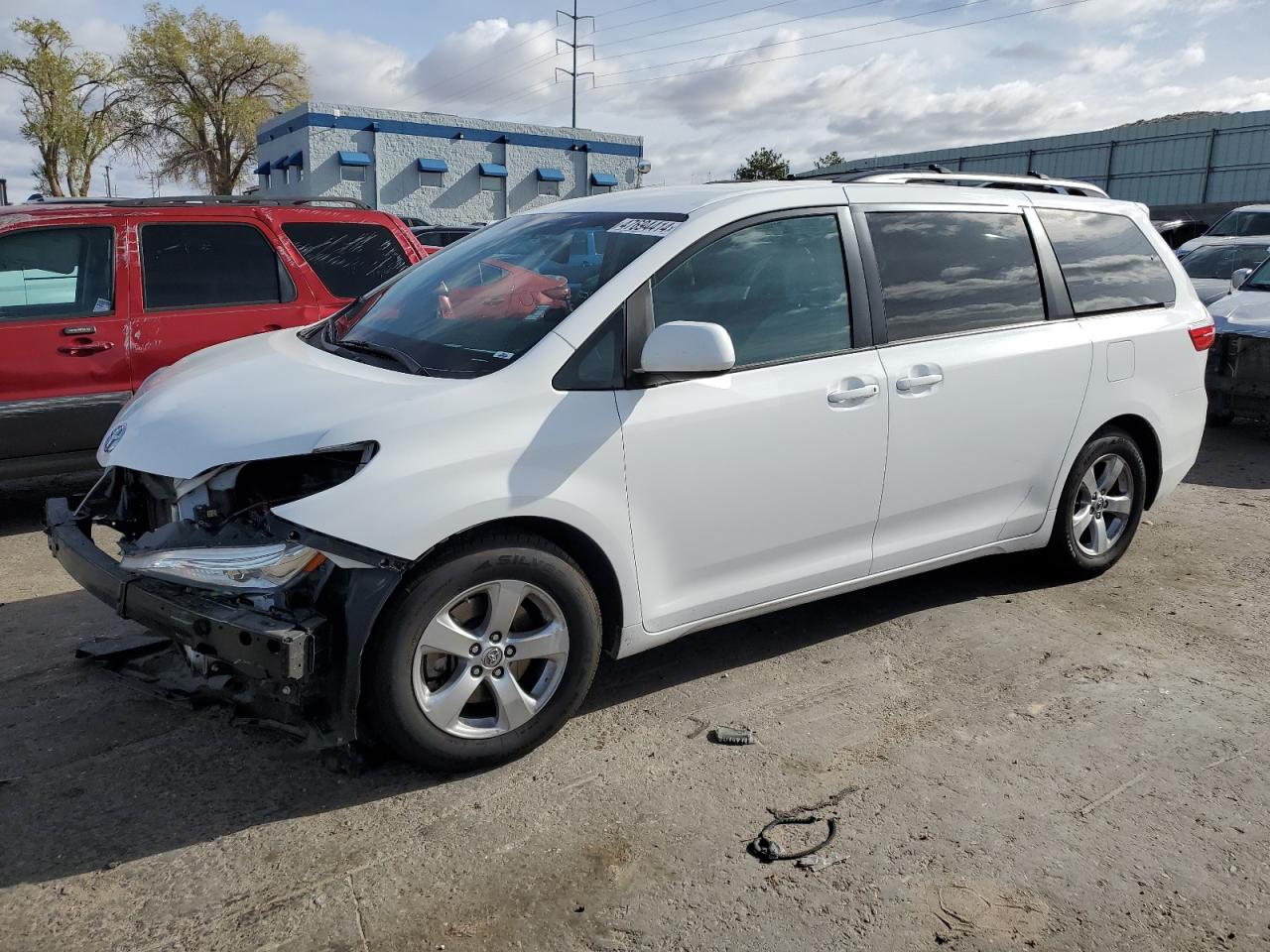 toyota sienna 2017 5tdkz3dcxhs793997