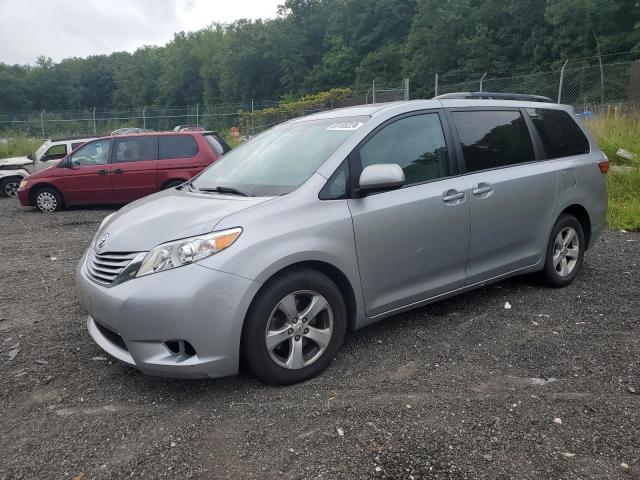 toyota sienna le 2017 5tdkz3dcxhs811253