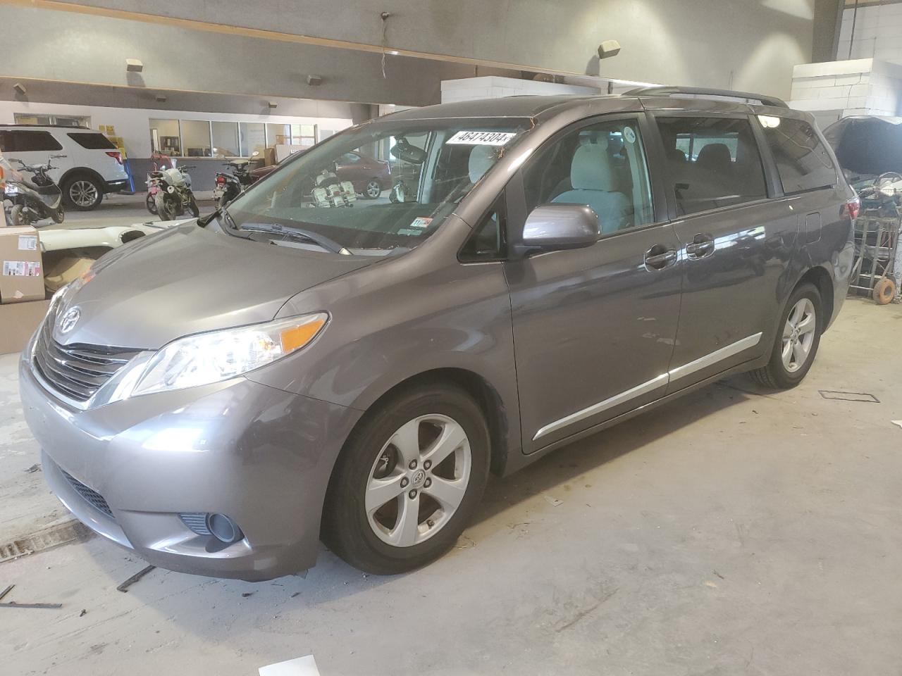 toyota sienna 2017 5tdkz3dcxhs877771