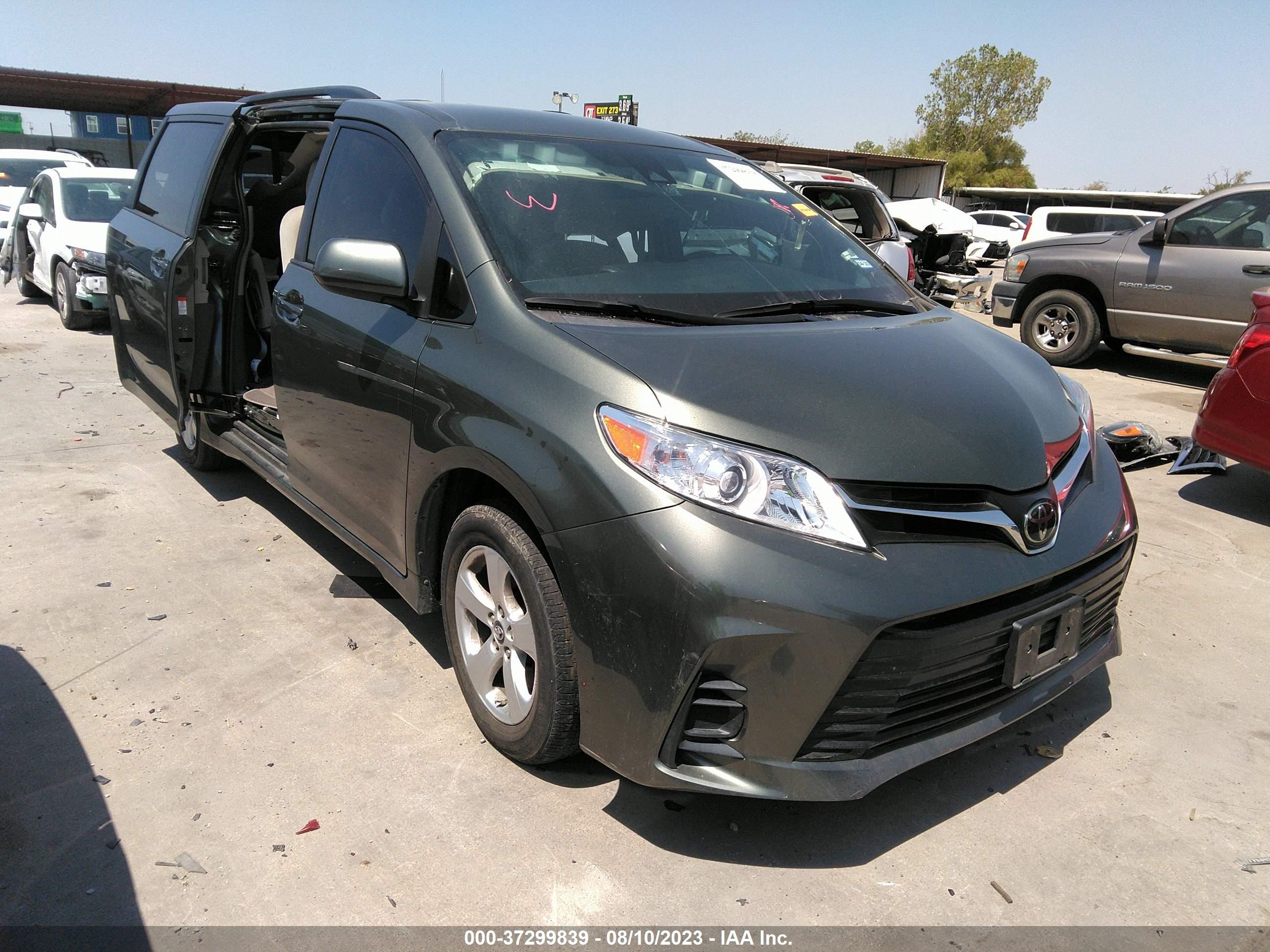 toyota sienna 2018 5tdkz3dcxjs903730