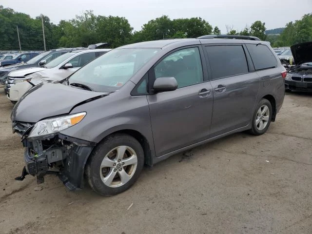 toyota sienna le 2018 5tdkz3dcxjs912072