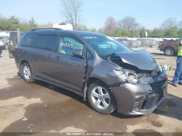 toyota sienna 2019 5tdkz3dcxks005727