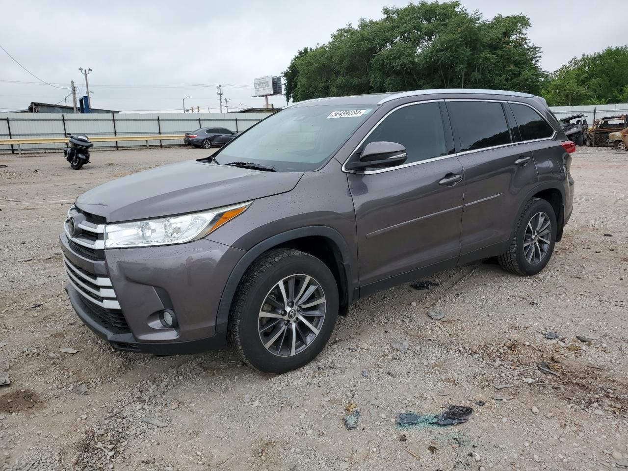 toyota highlander 2019 5tdkzrfh0ks560486