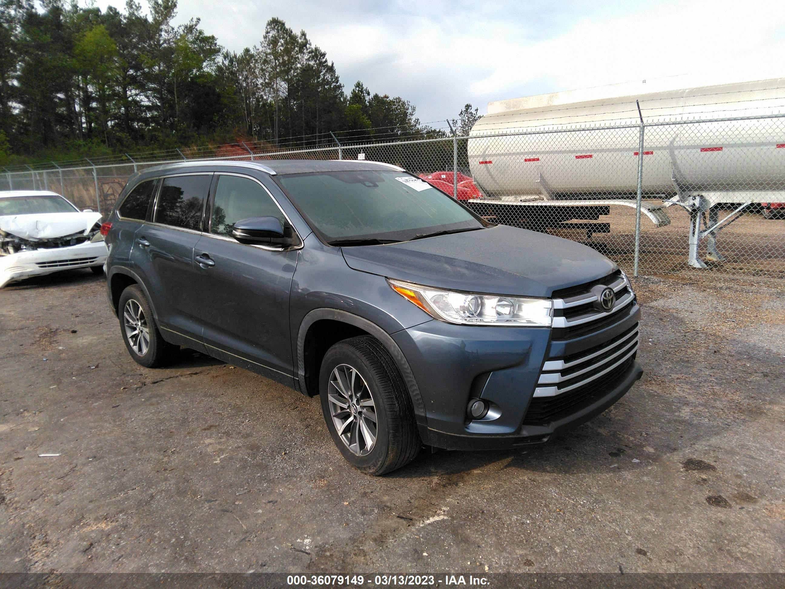 toyota highlander 2019 5tdkzrfh3ks345121