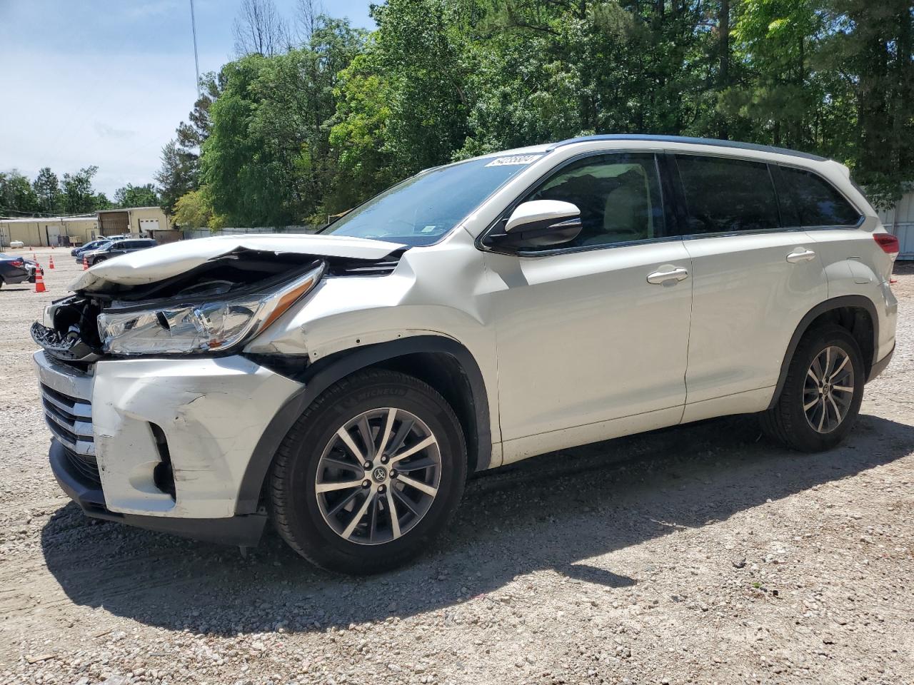 toyota highlander 2017 5tdkzrfh5hs522616