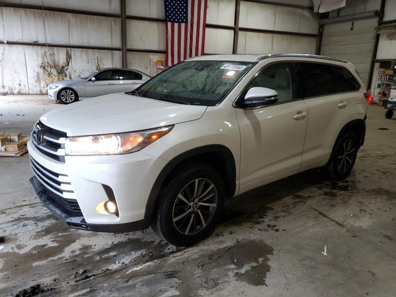 toyota highlander 2017 5tdkzrfh7hs525386