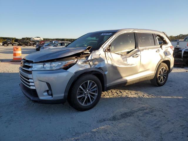 toyota highlander 2019 5tdkzrfh9ks561958