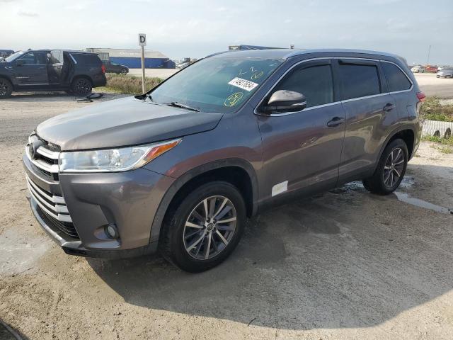 toyota highlander 2019 5tdkzrfh9ks566111