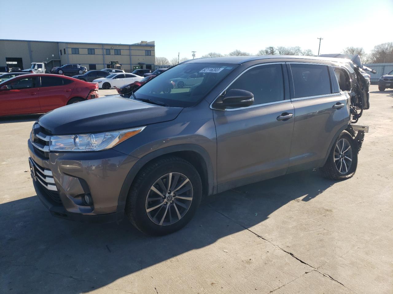 toyota highlander 2019 5tdkzrfh9ks568280