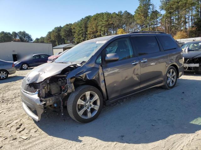 toyota sienna spo 2013 5tdxk3dc4ds292656