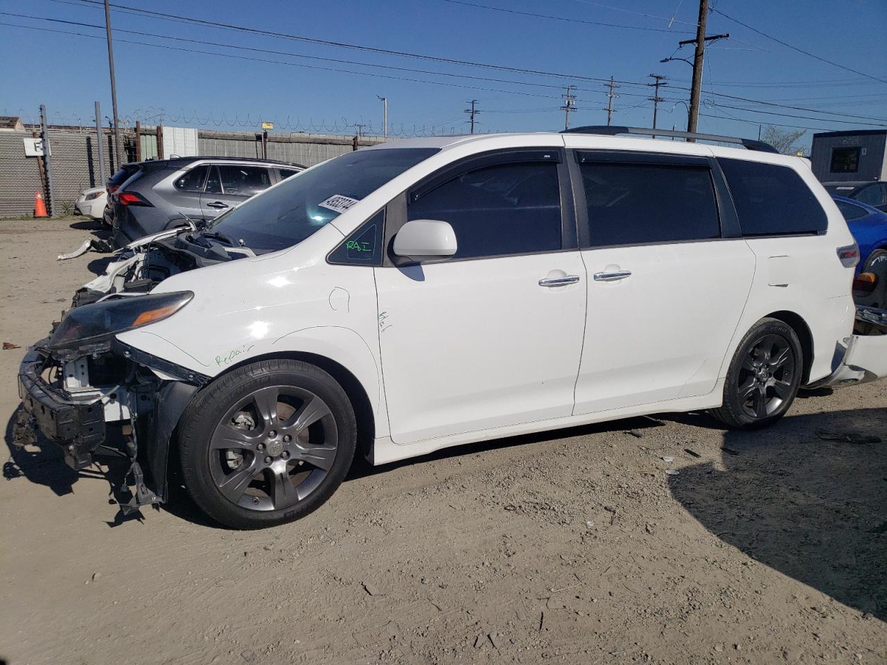 toyota sienna 2015 5tdxk3dc4fs627367