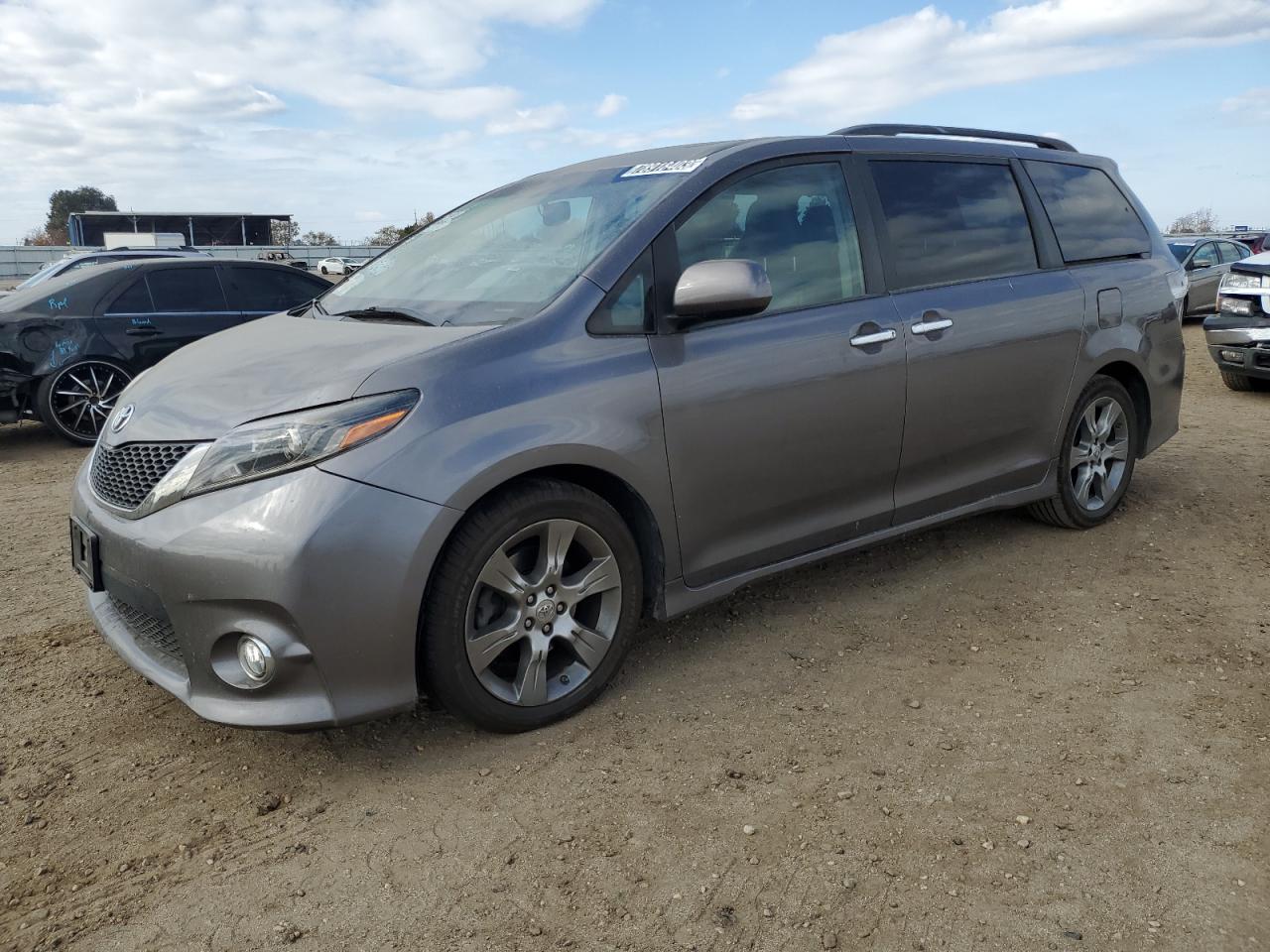 toyota sienna 2015 5tdxk3dc5fs539492