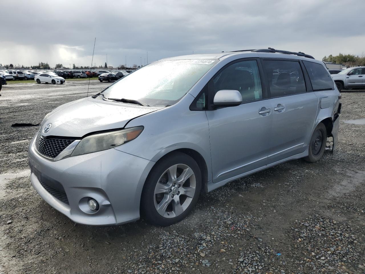 toyota sienna 2012 5tdxk3dc7cs265644