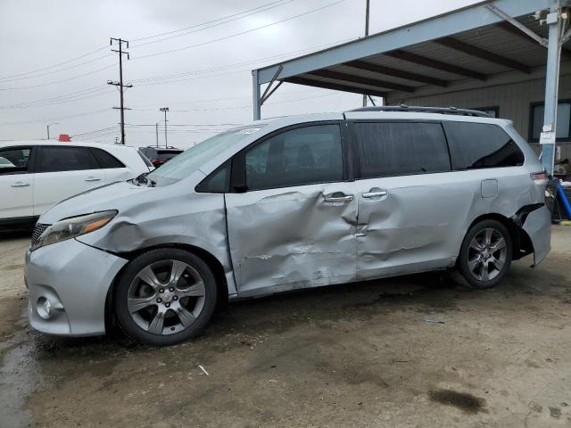 toyota sienna spo 2015 5tdxk3dcxfs630130