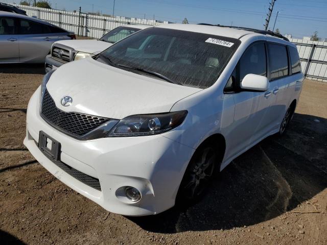 toyota sienna se 2017 5tdxz3dc0hs798101