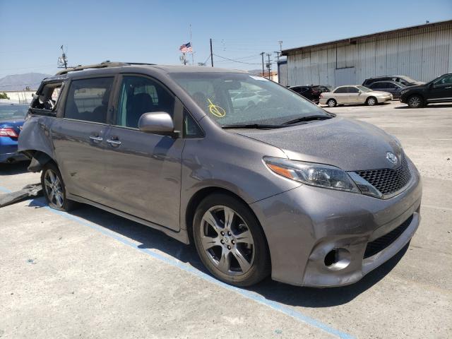 toyota sienna se 2017 5tdxz3dc5hs835854