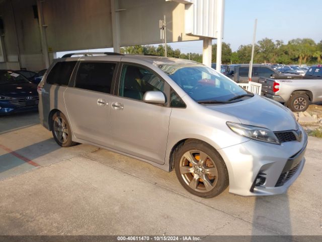 toyota sienna 2018 5tdxz3dc5js954476